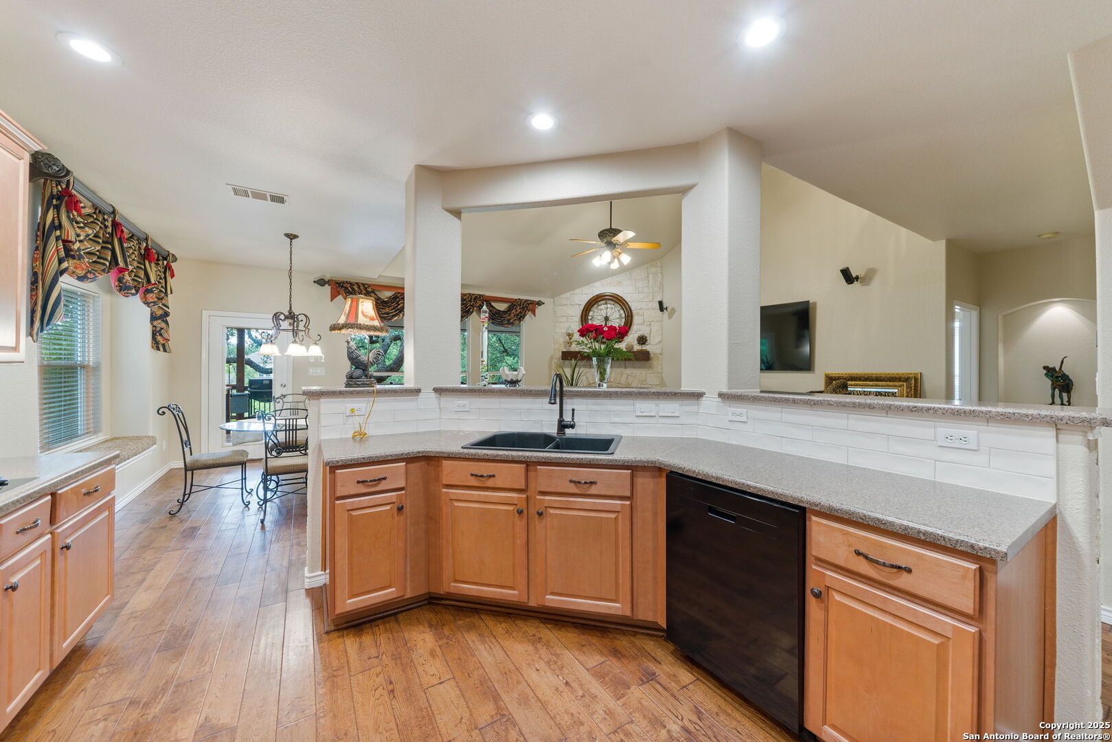 26019 Meadowlark Bay