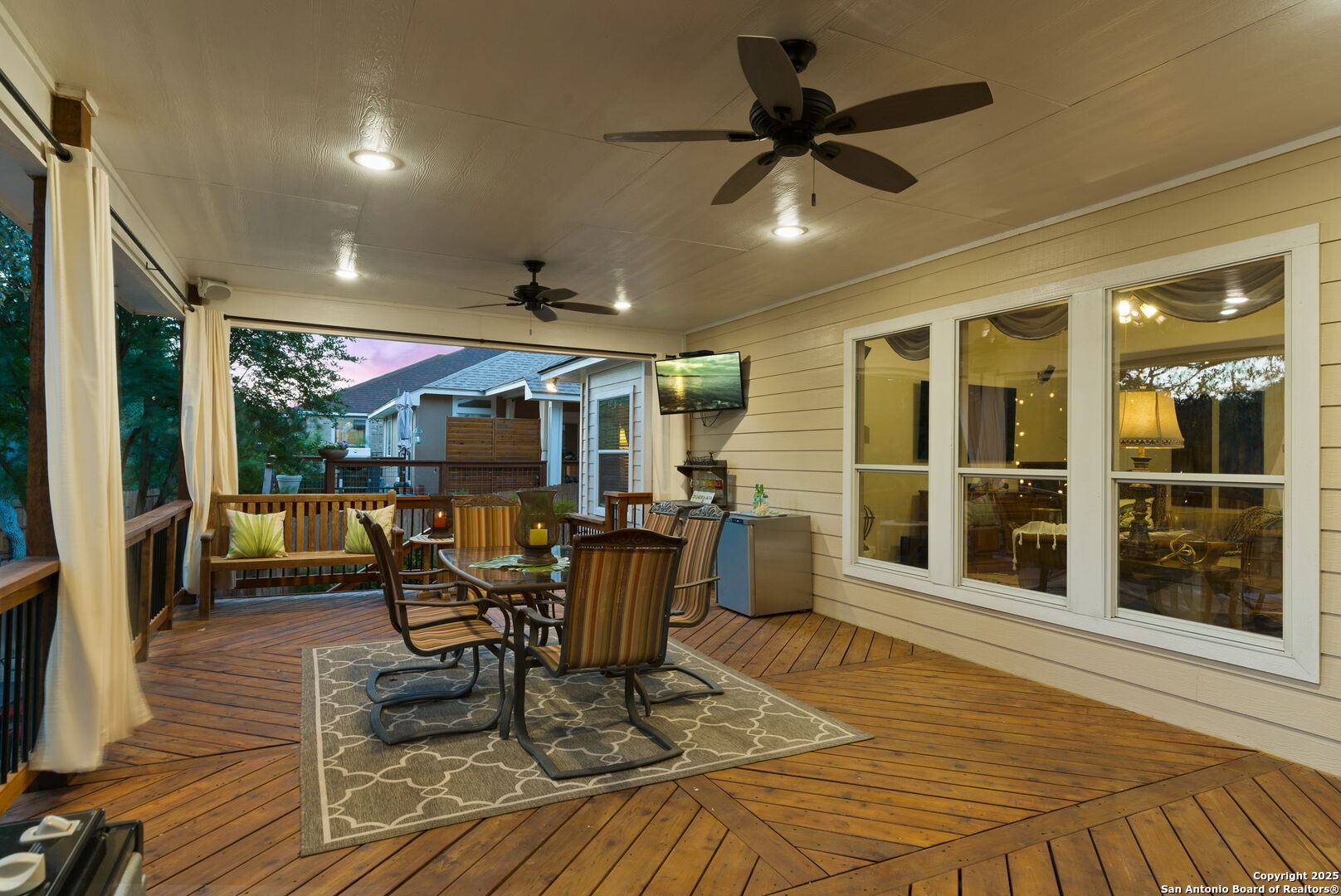 26019 Meadowlark Bay