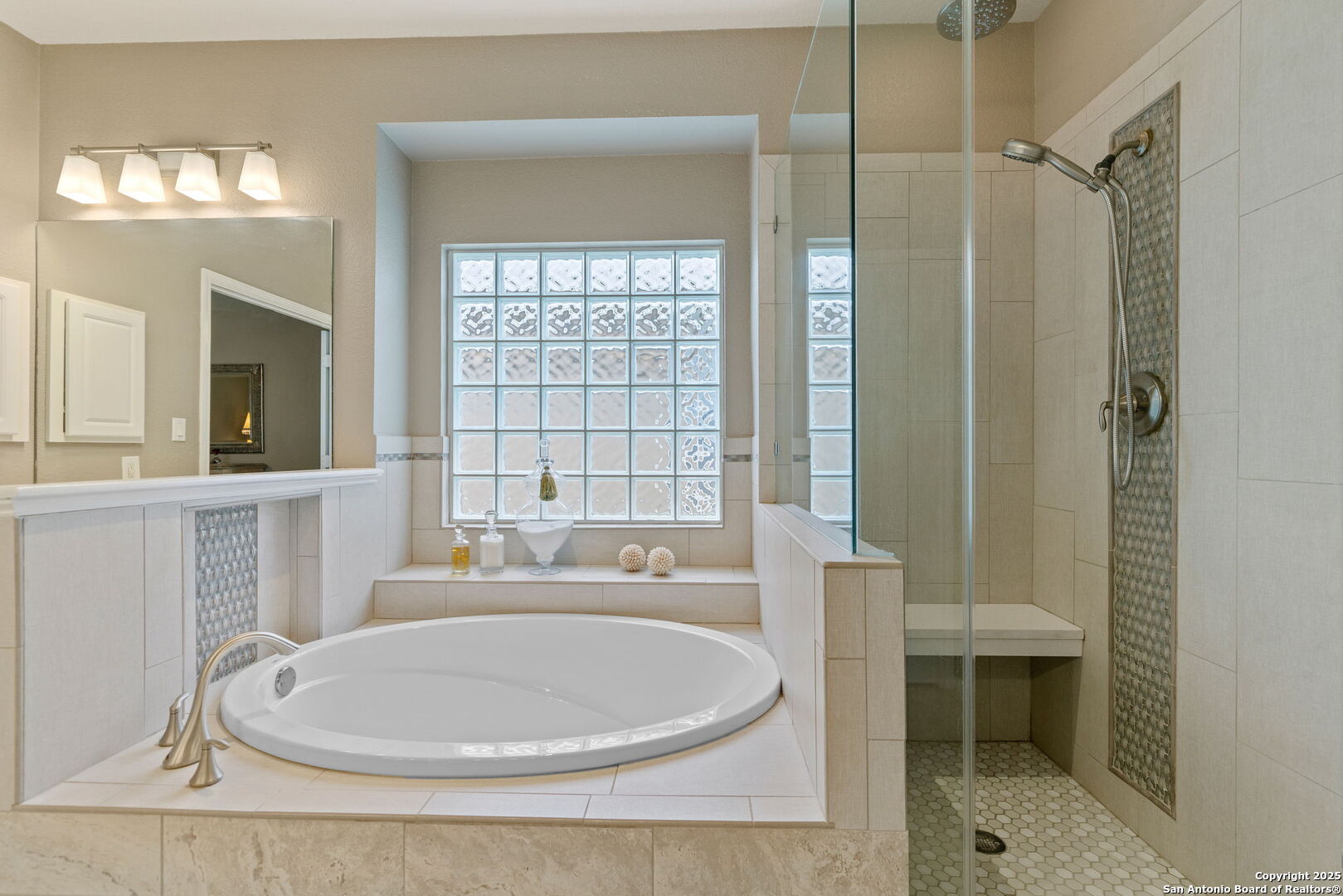 26019 Meadowlark Bay