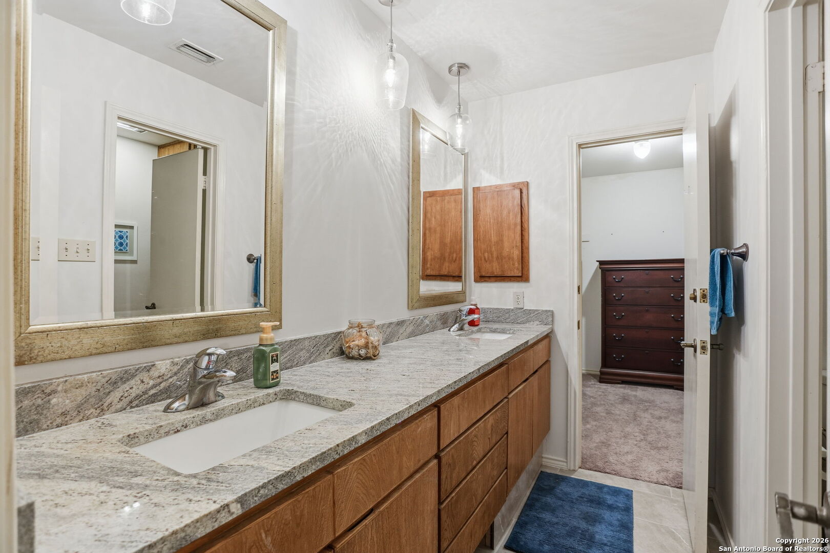 1319 Saint Andrews Unit: 5803