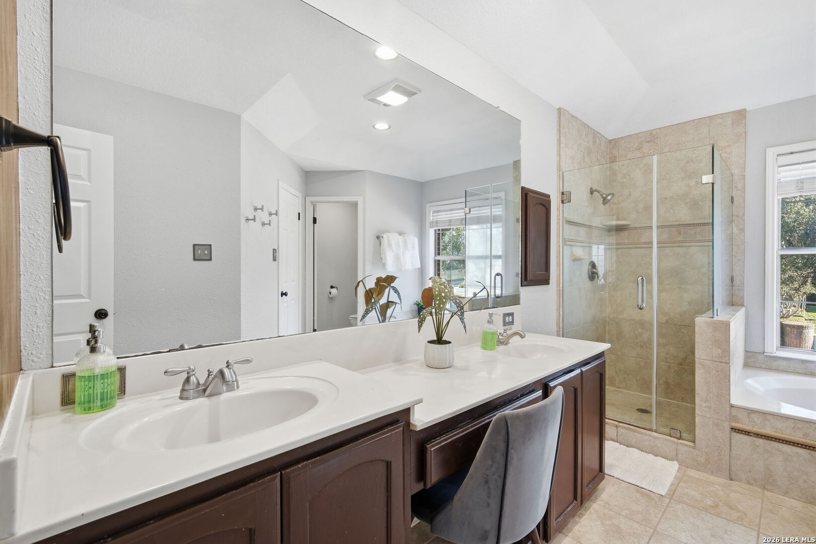 15707 Dawn Crest