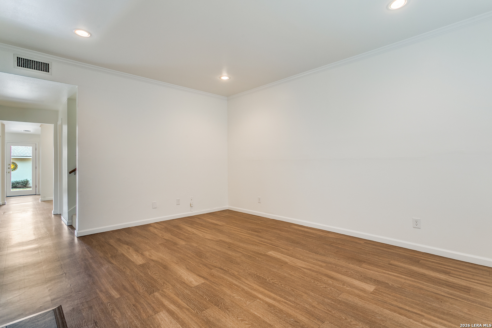 128 Montclair