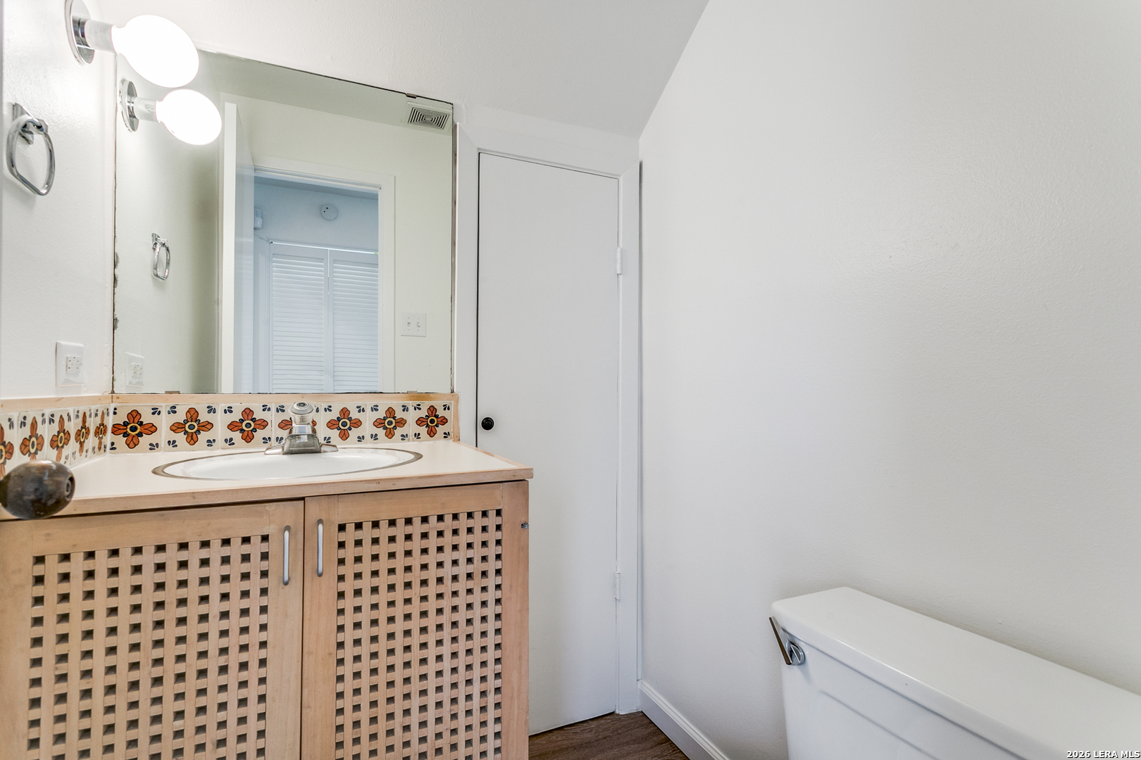 128 Montclair