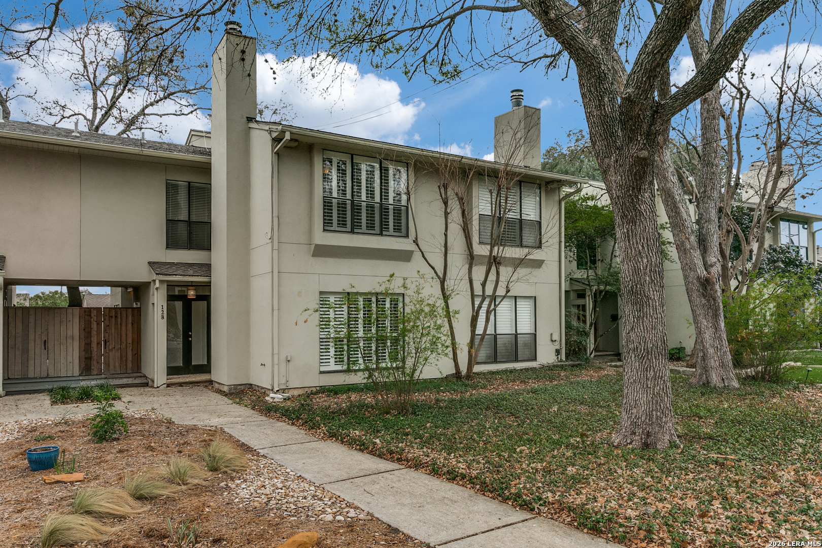 128 Montclair