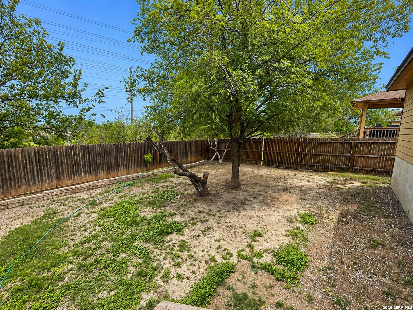 1806 Laurel Pathway