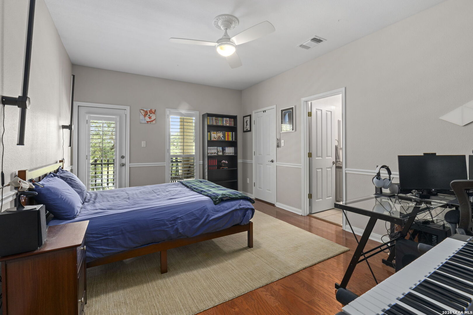 1007 Campanile