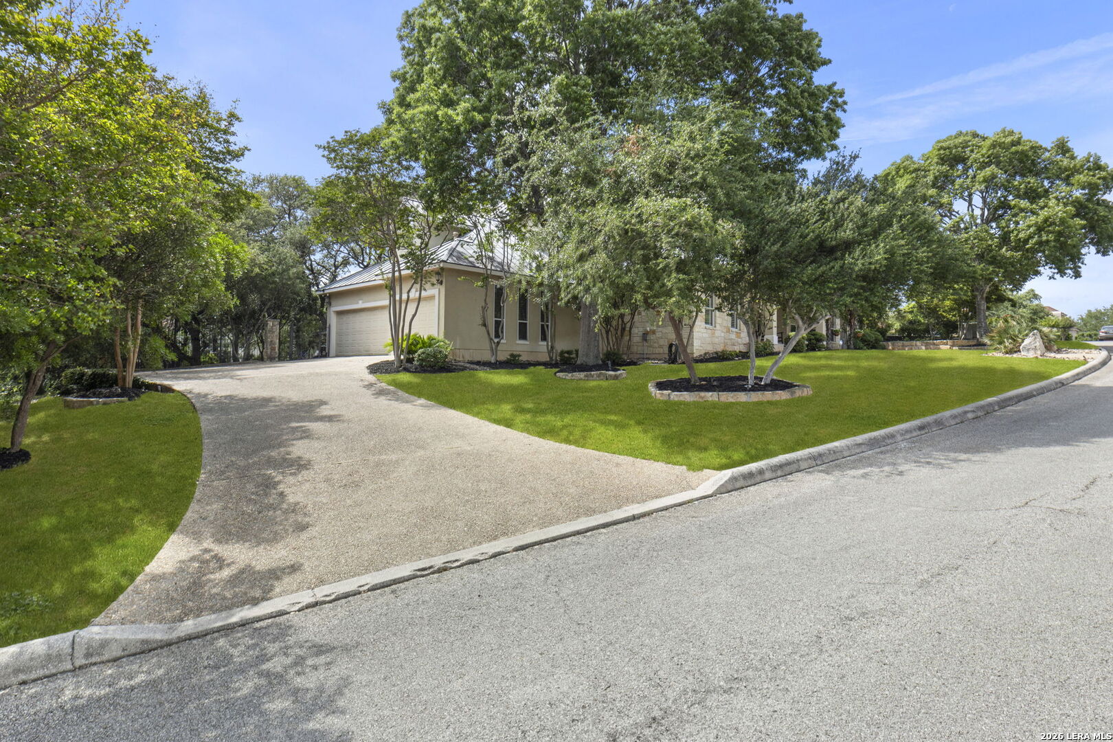 1007 Campanile