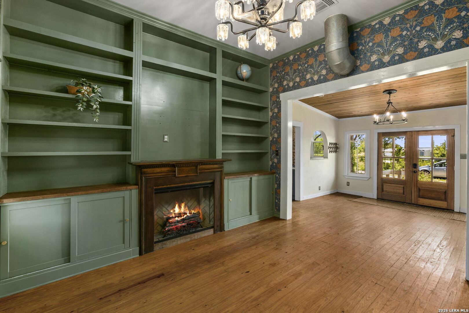 1266 Holbrook