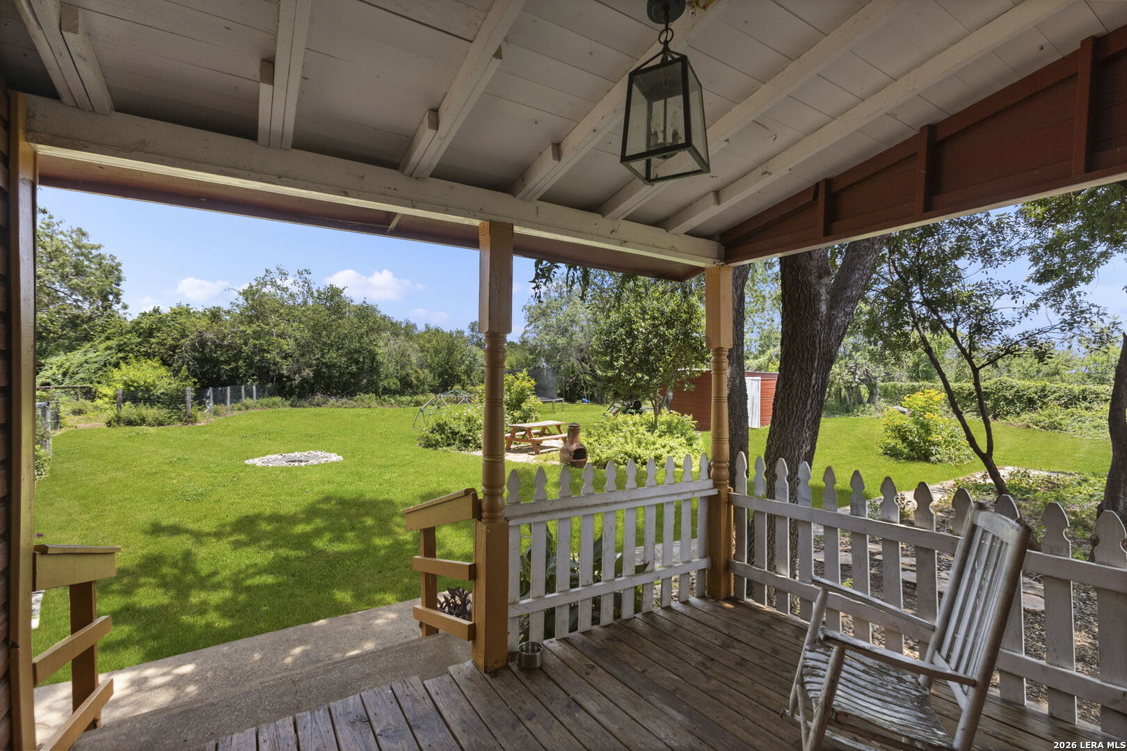 1266 Holbrook
