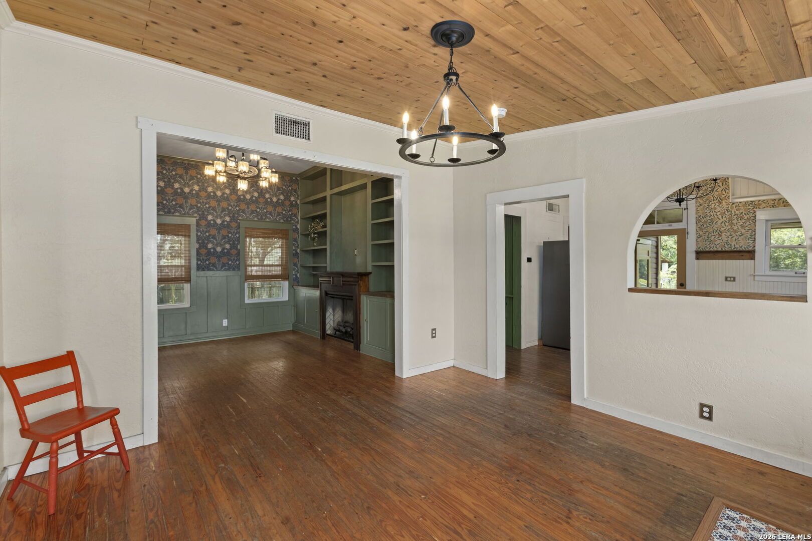 1266 Holbrook