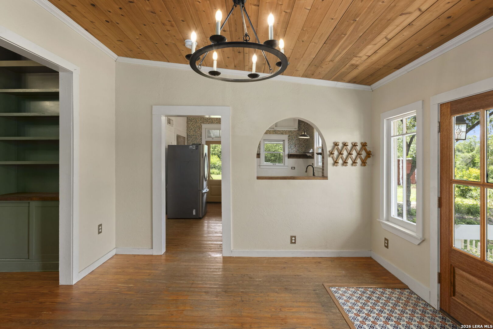 1266 Holbrook