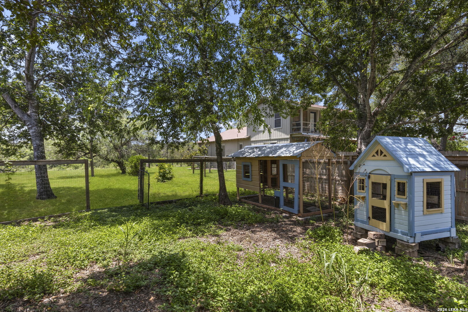 1266 Holbrook
