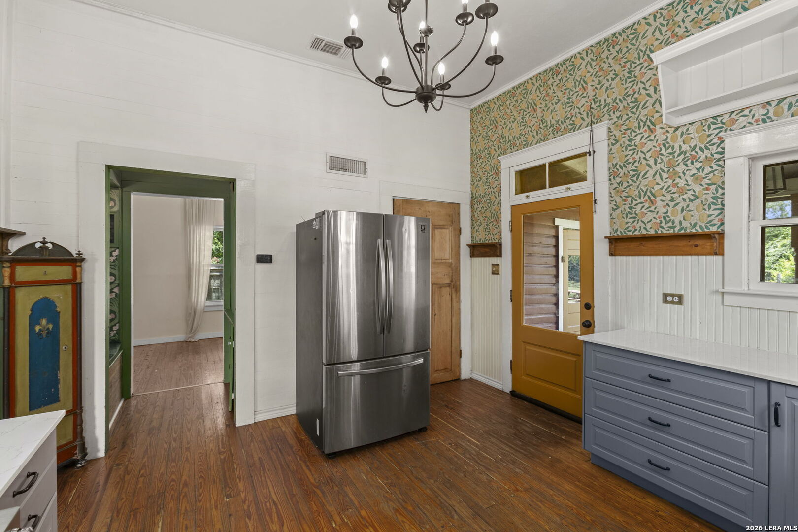 1266 Holbrook