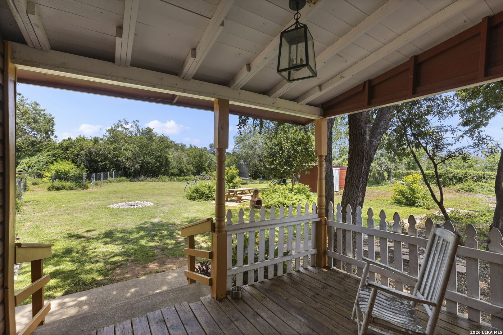 1266 Holbrook