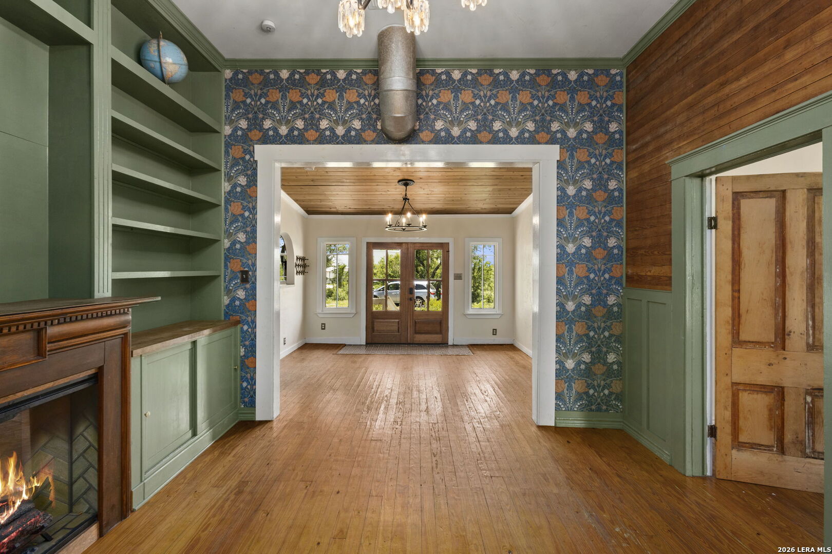 1266 Holbrook