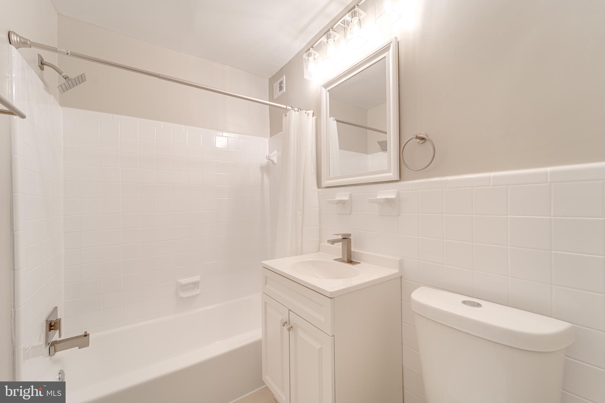51 SKYHILL ROAD 202