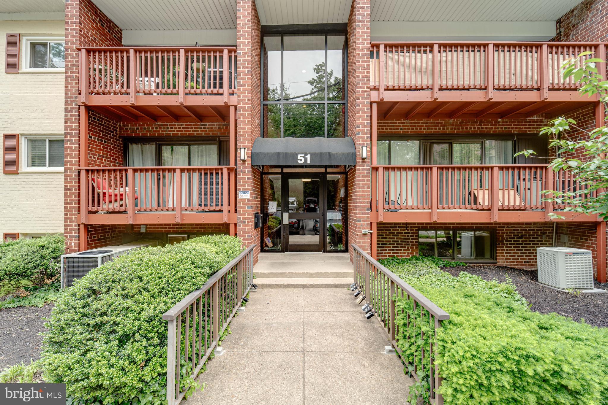 51 SKYHILL ROAD 202