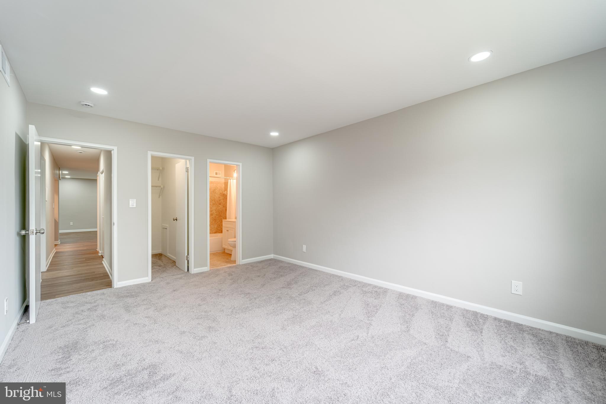 51 SKYHILL ROAD 202