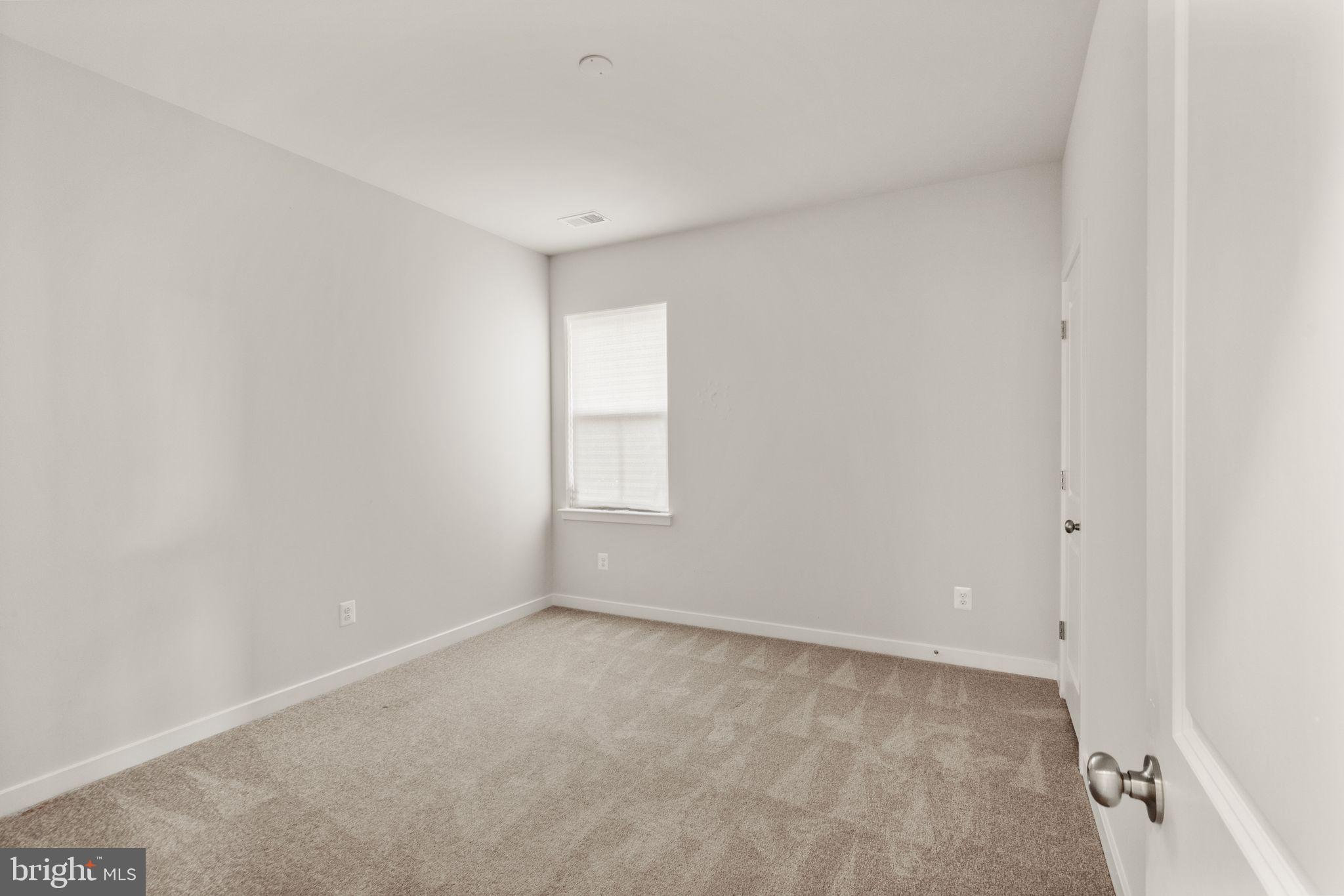 2107 Berwick Dr