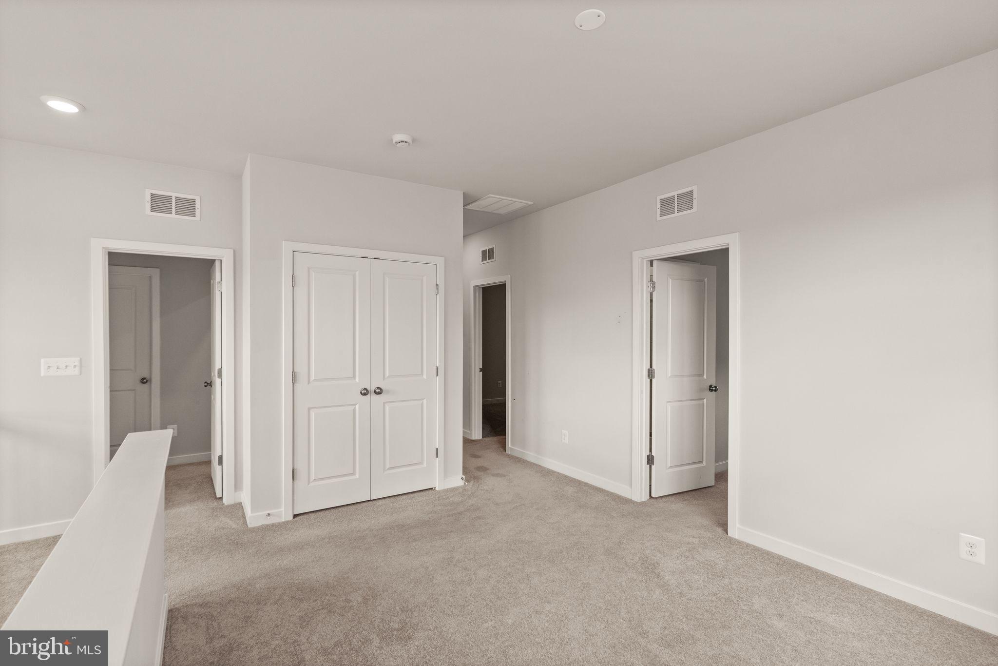 2107 Berwick Dr