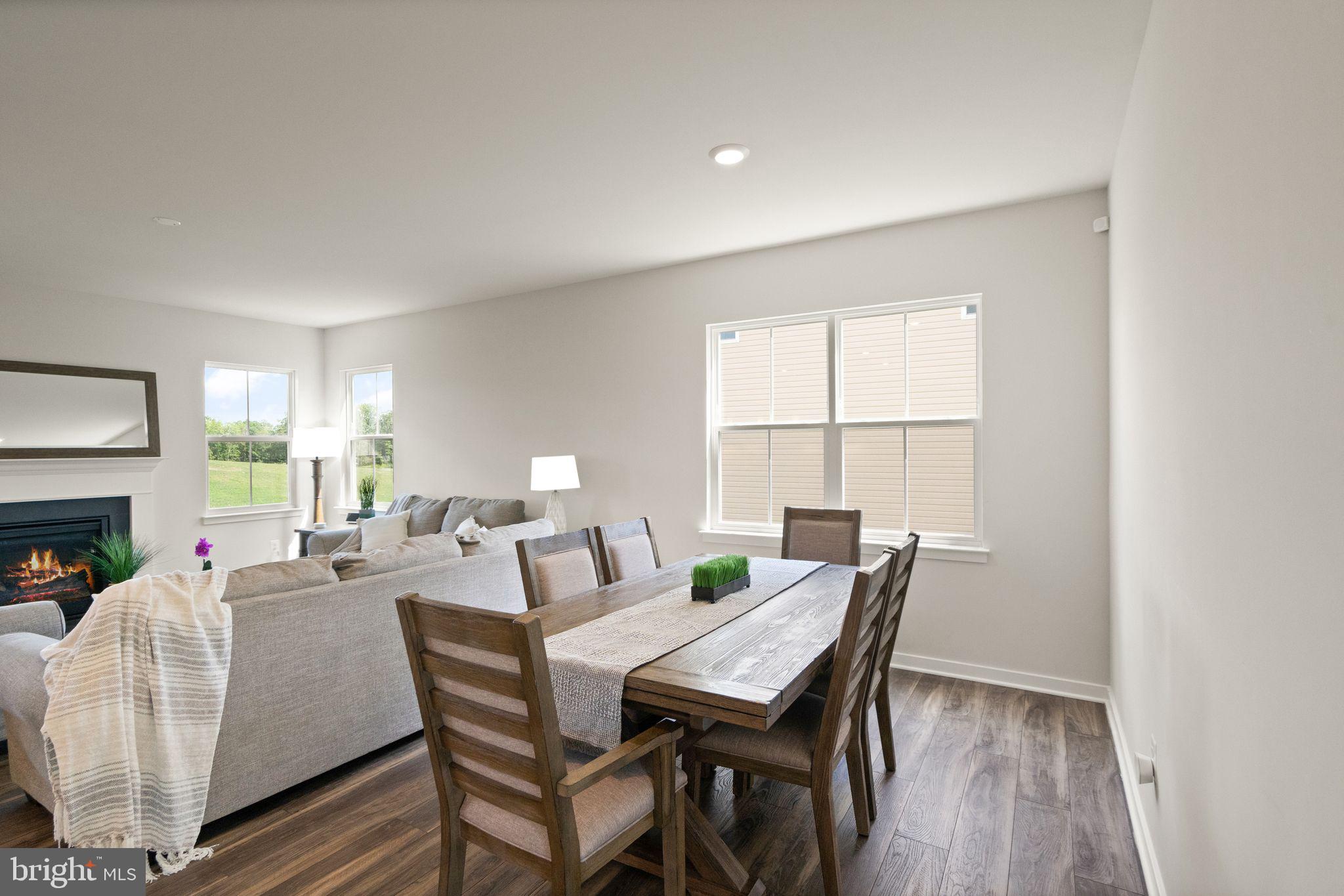 2107 Berwick Dr