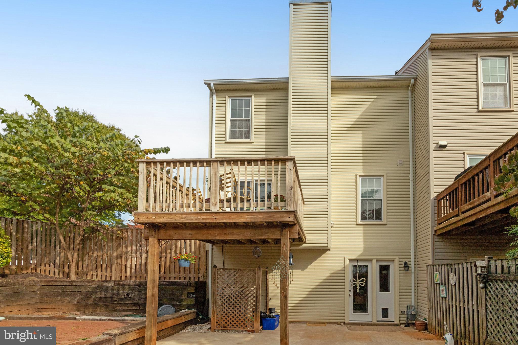 701 Arbor Ct