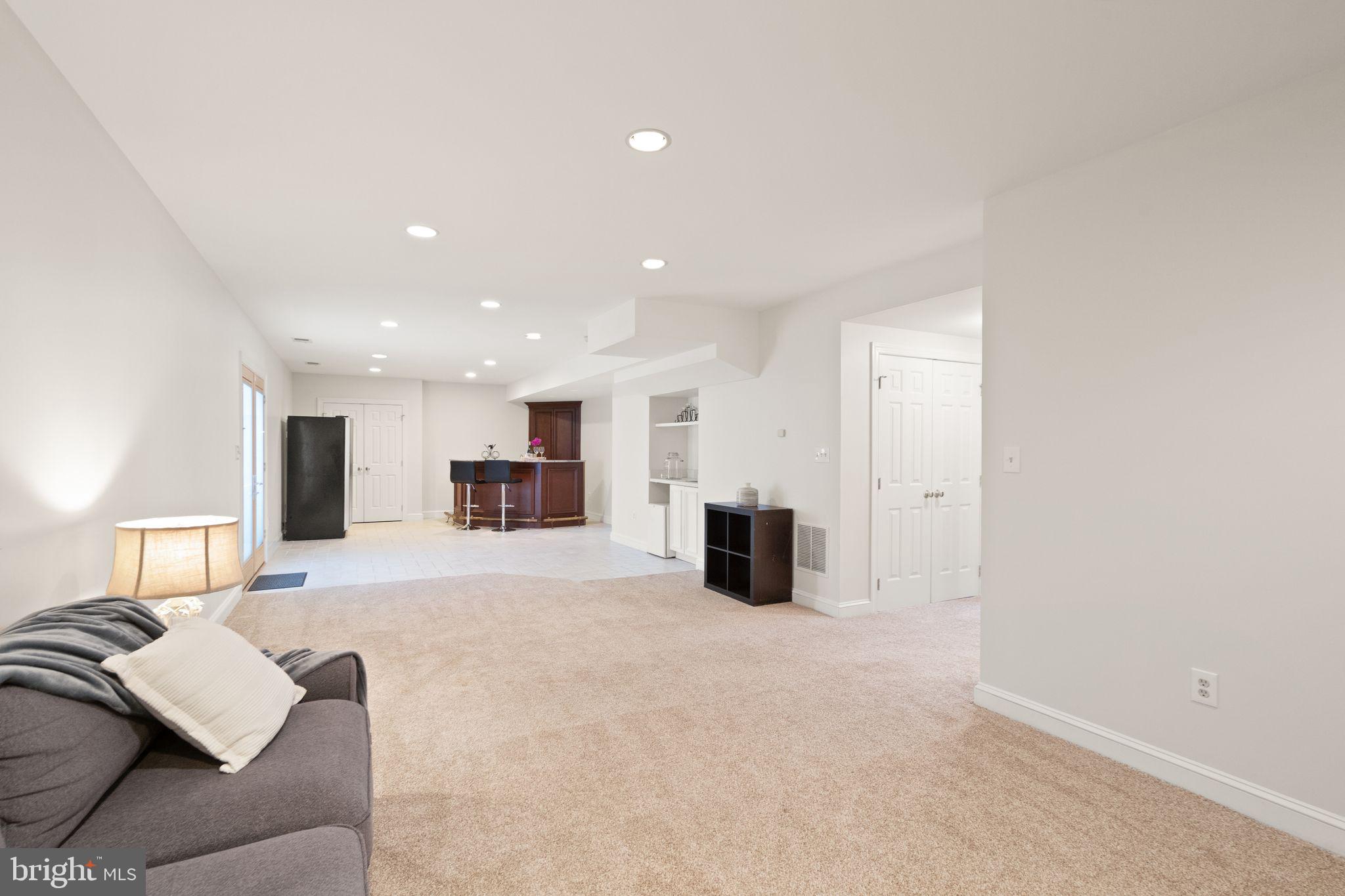 7052 Sundance Dr