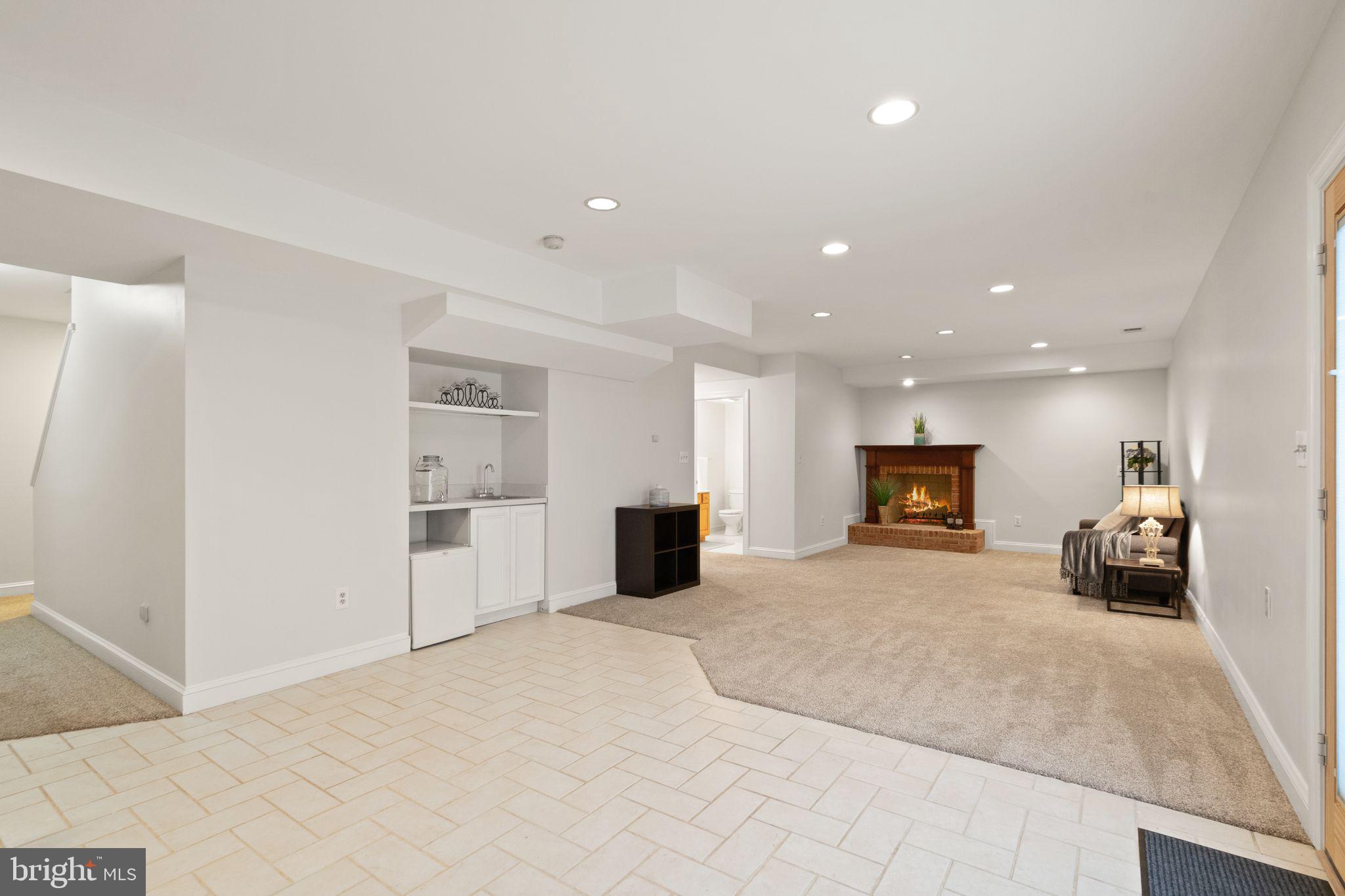 7052 Sundance Dr