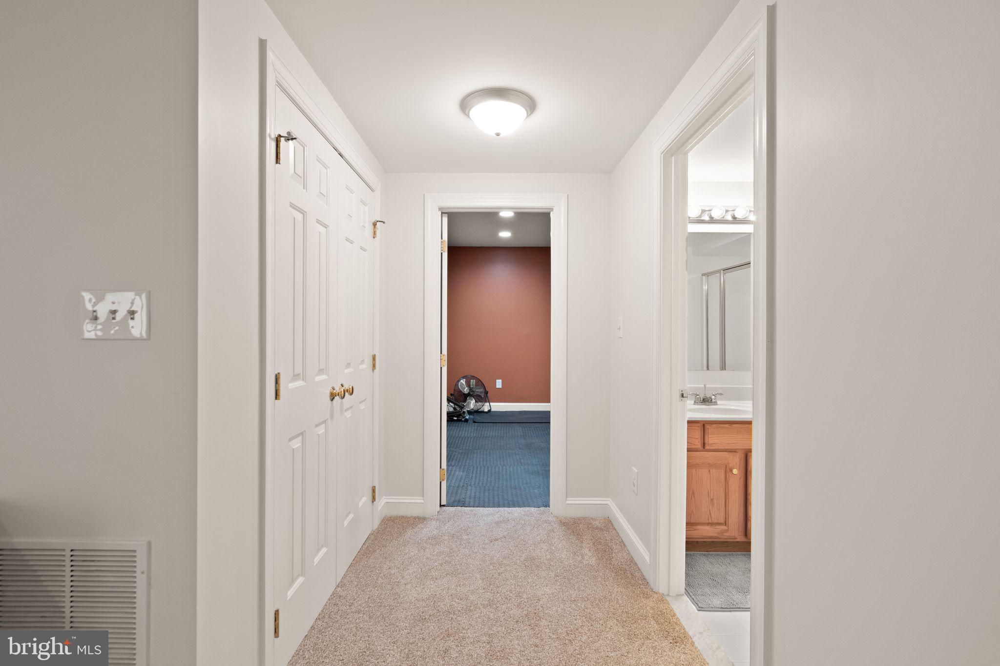 7052 Sundance Dr