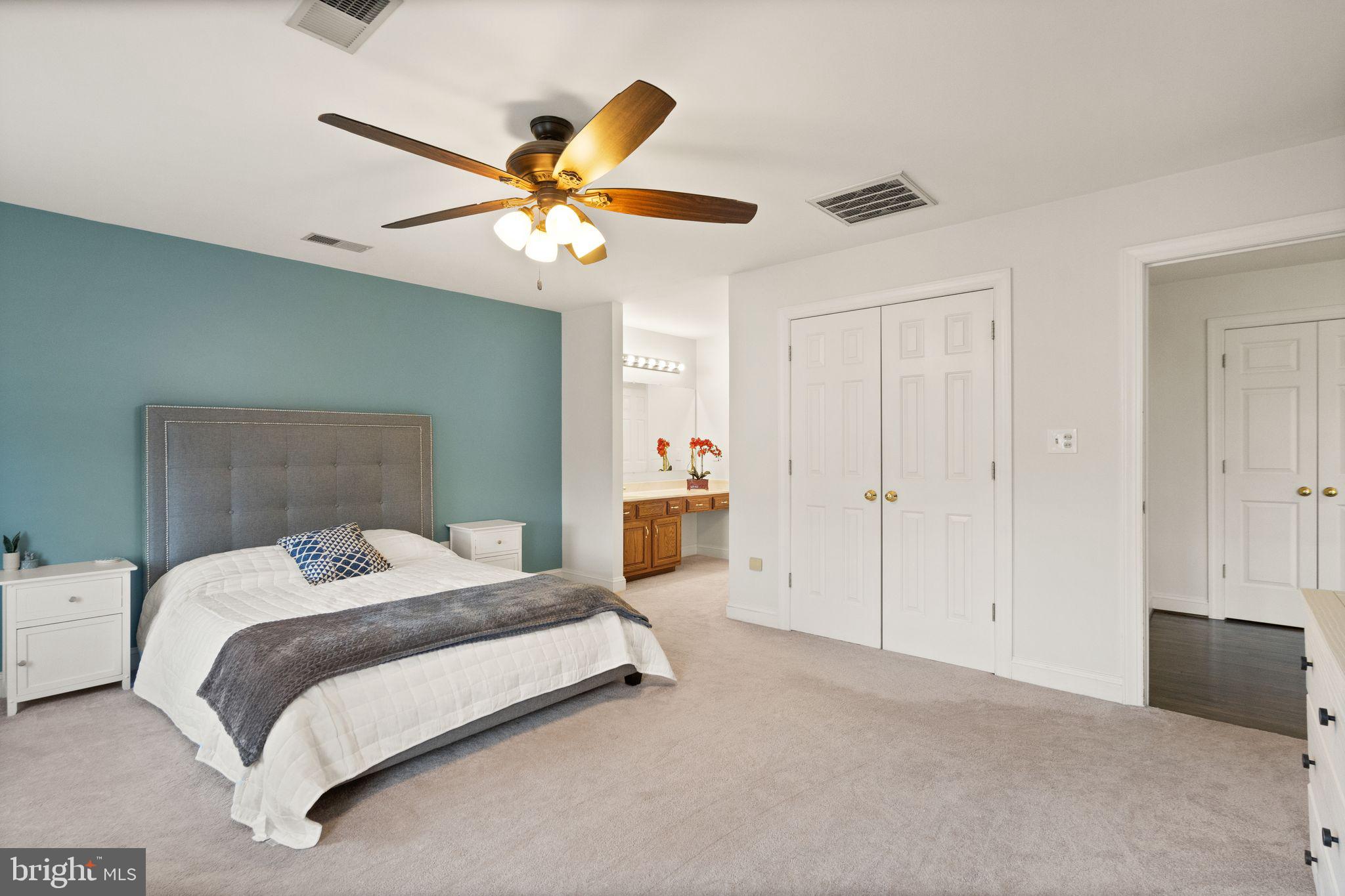 7052 Sundance Dr