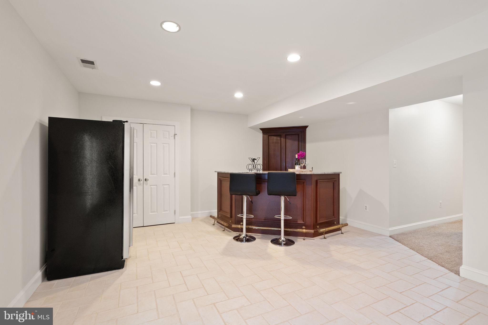 7052 Sundance Dr