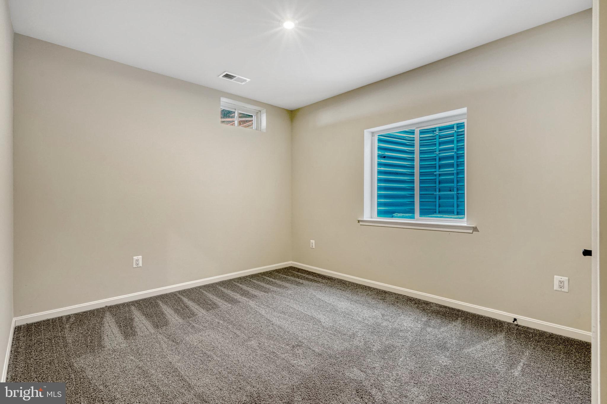 5024 Gray Fox Dr