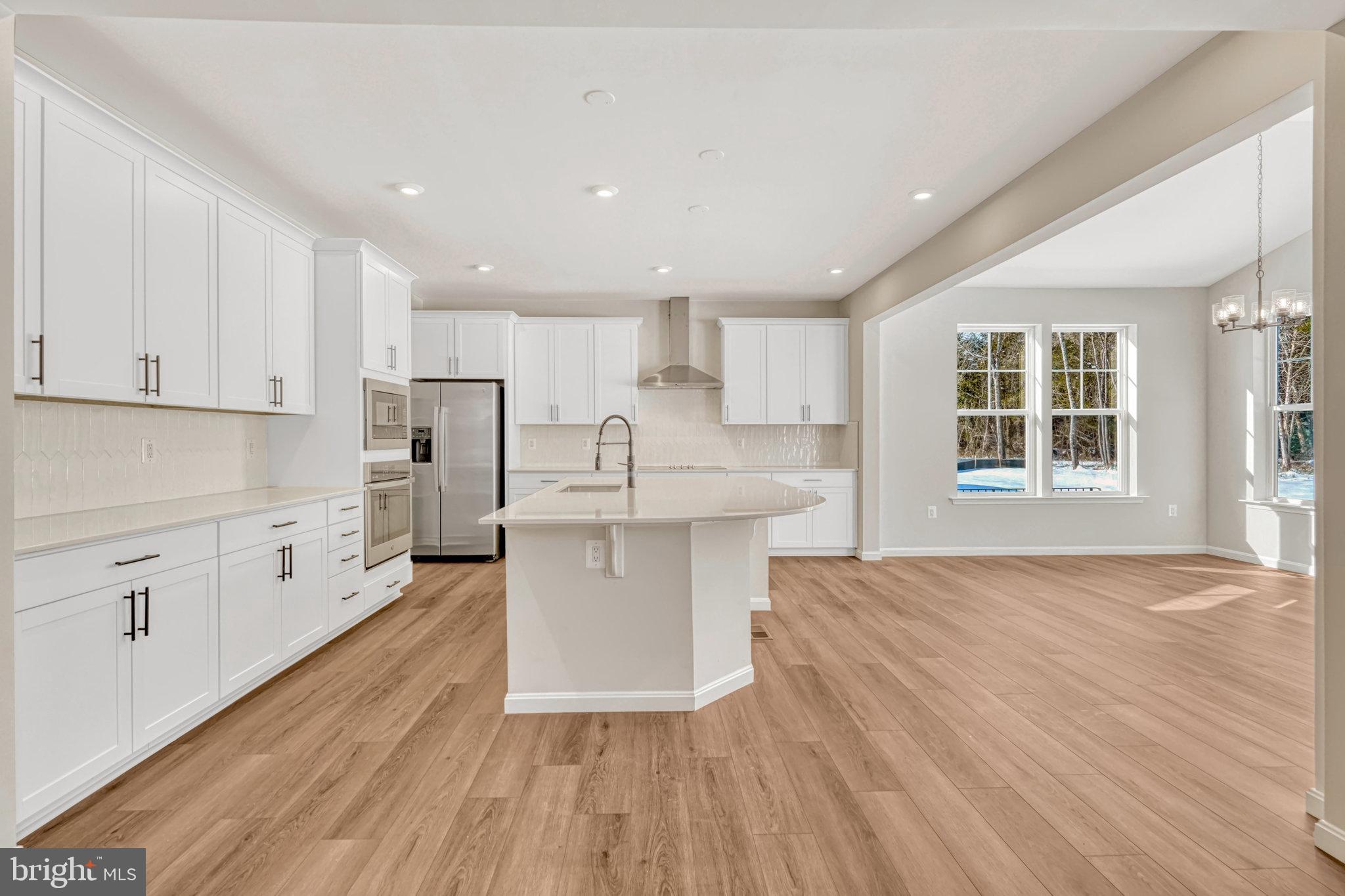 5024 Gray Fox Dr