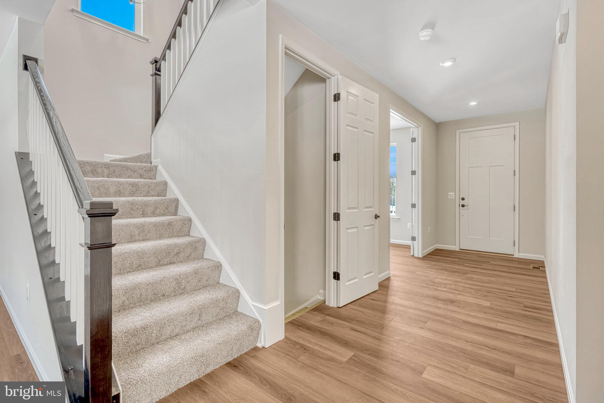 5024 Gray Fox Dr