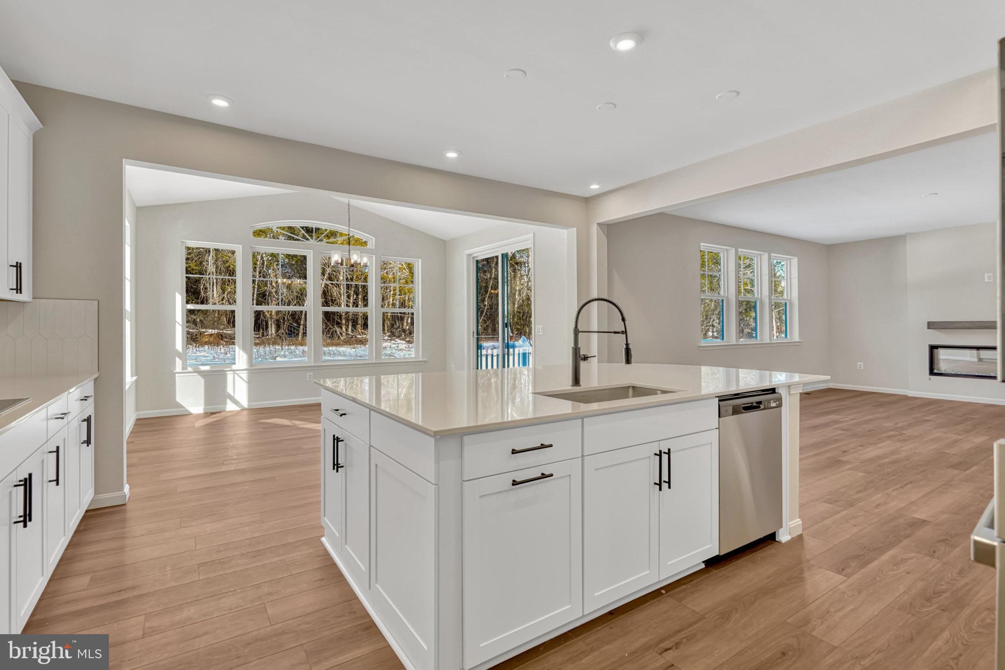 5024 Gray Fox Dr