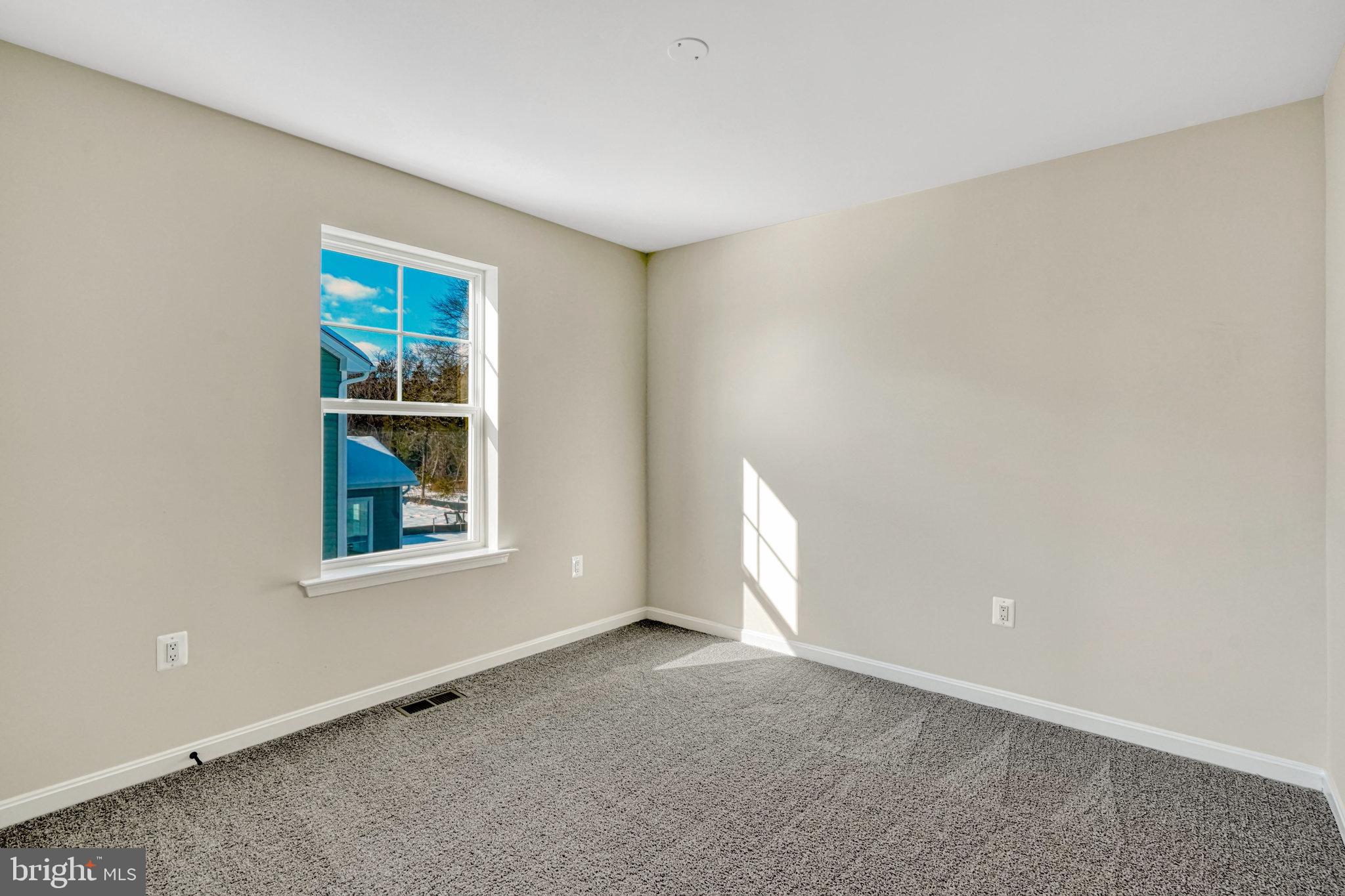 5024 Gray Fox Dr