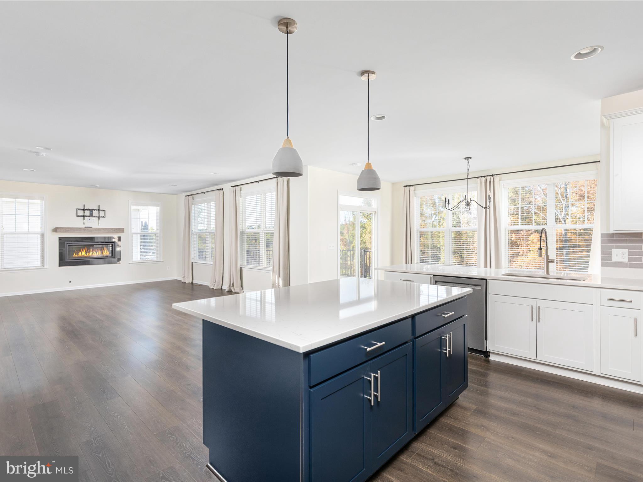 138 JEWEL BOX DRIVE