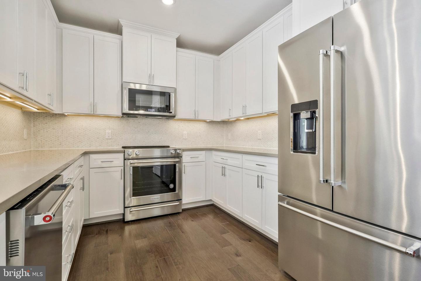 2960 Vaden Dr #2-115