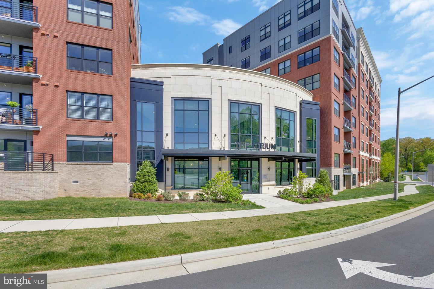 2960 Vaden Dr #2-115