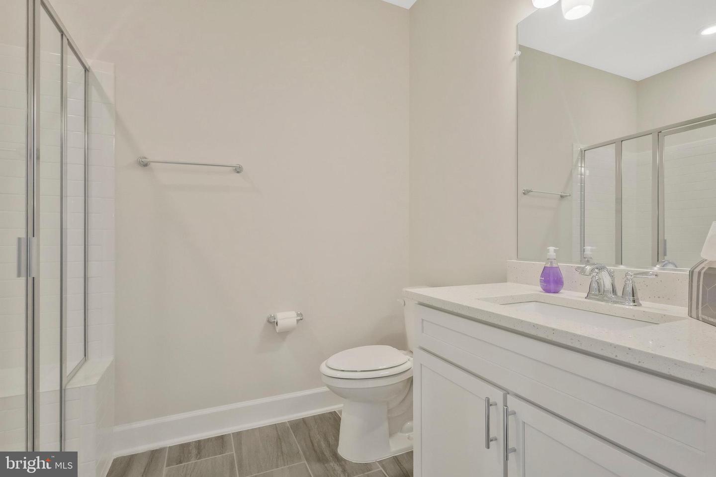 2960 Vaden Dr #2-115