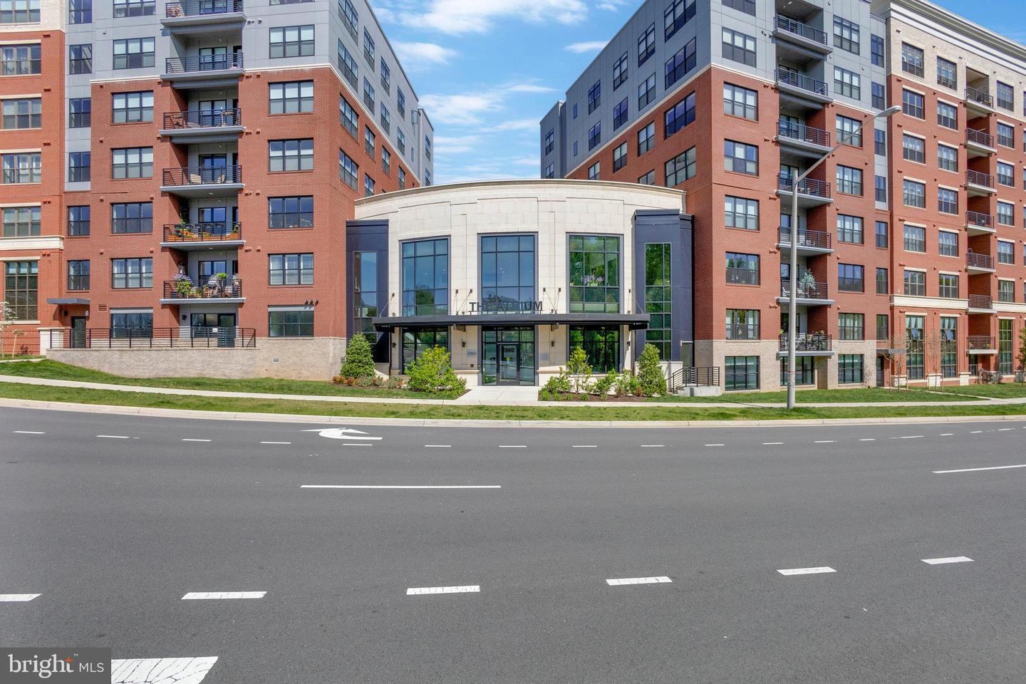 2960 Vaden Dr #2-115