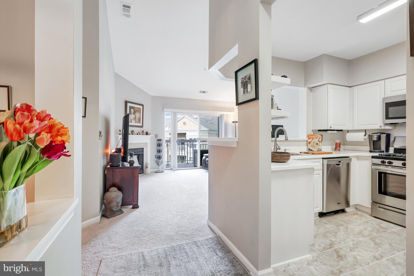 12913 Alton Sq #405