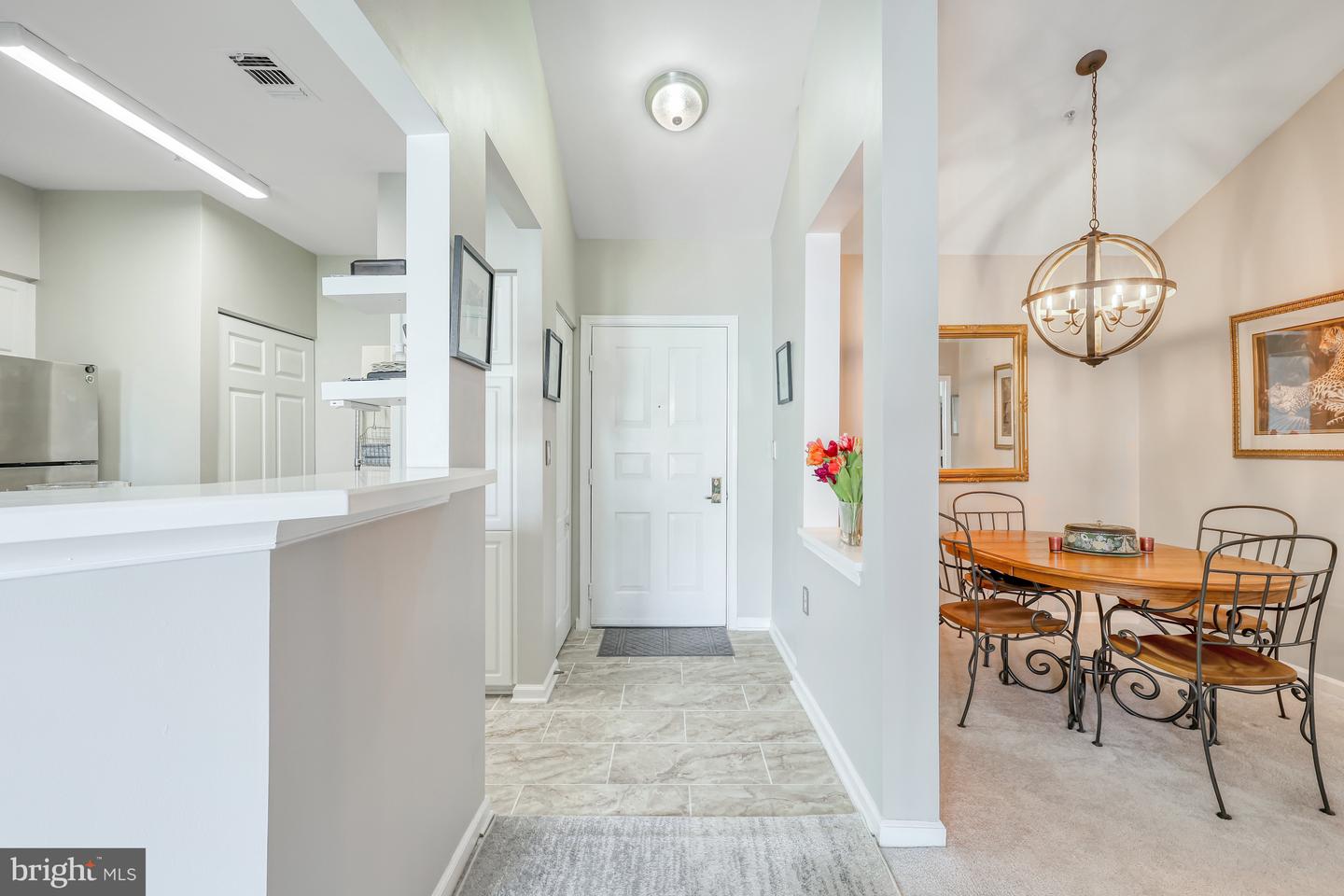 12913 Alton Sq #405