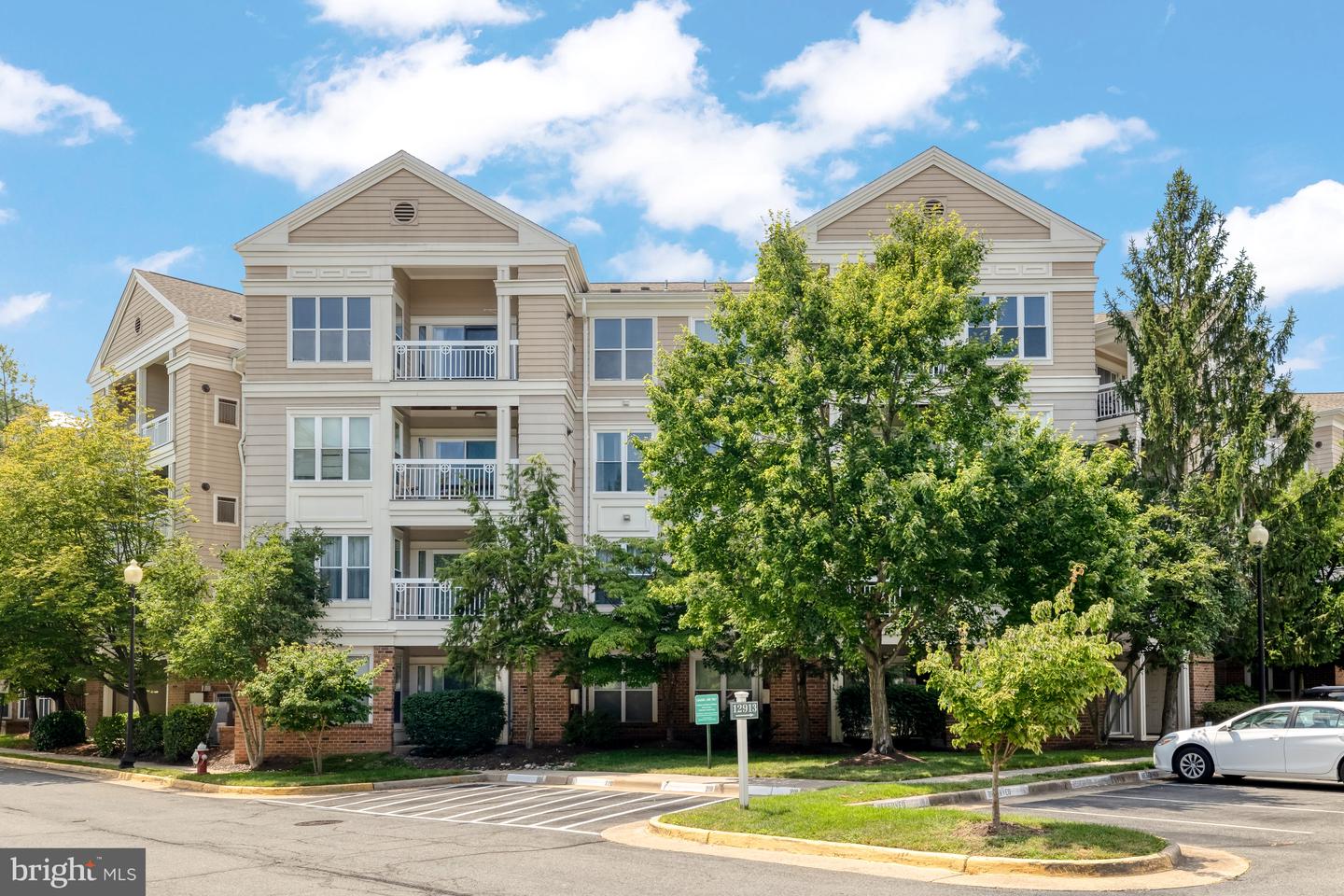 12913 Alton Sq #405