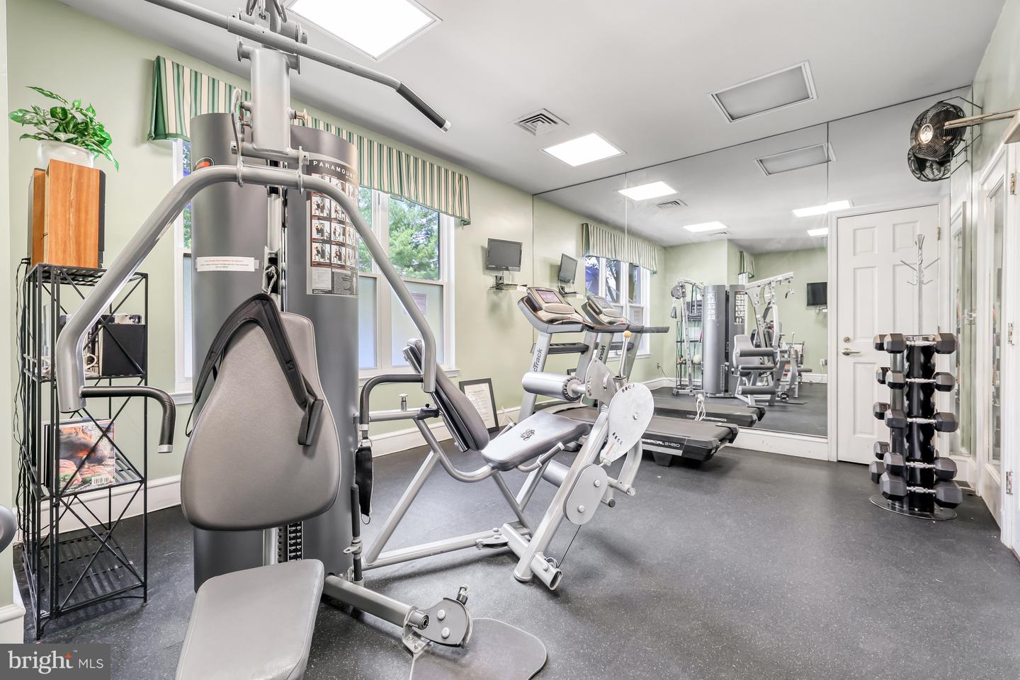 12913 Alton Sq #405