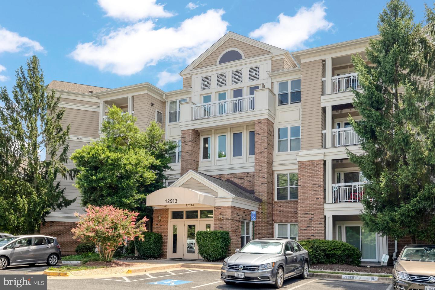 12913 Alton Sq #405