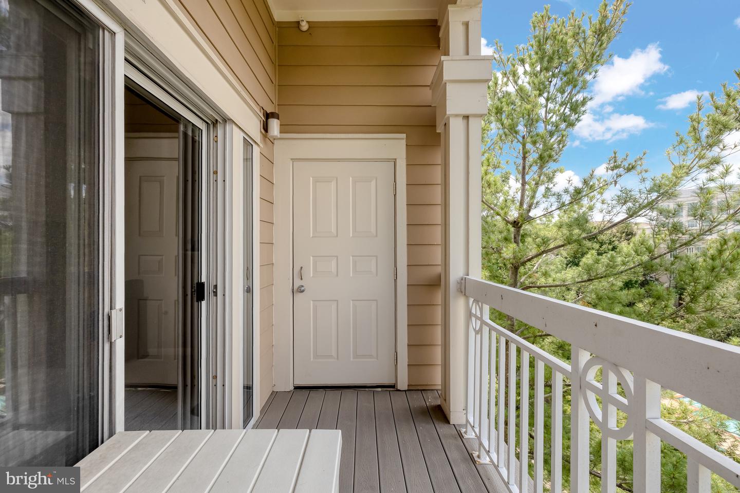 12913 Alton Sq #405