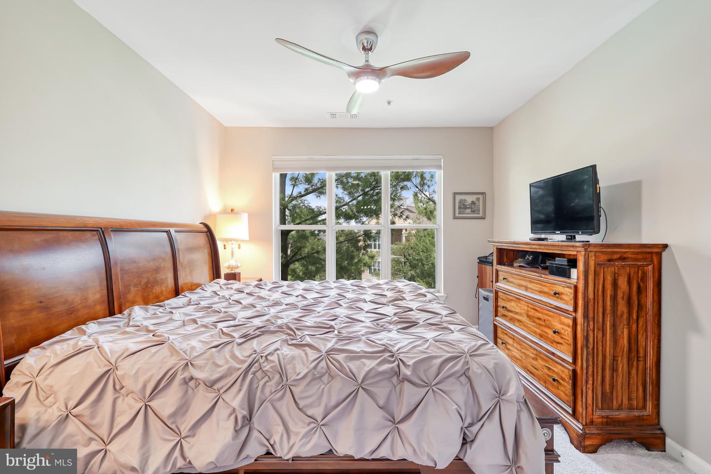 12913 Alton Sq #405