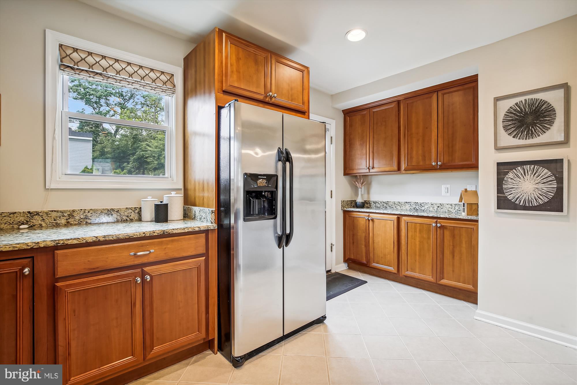 6106 Bangor Dr