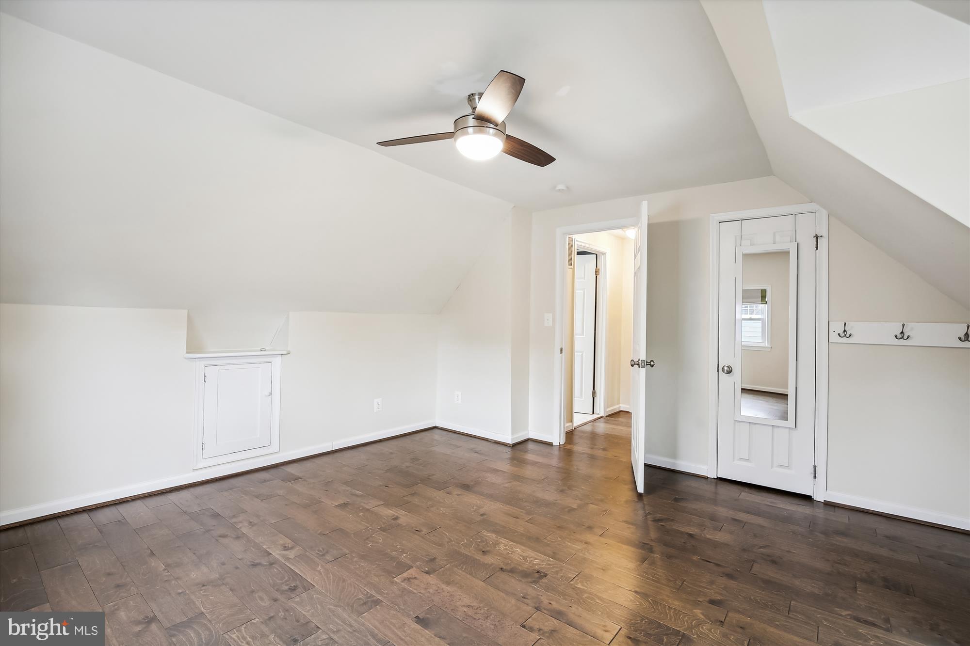 6106 Bangor Dr